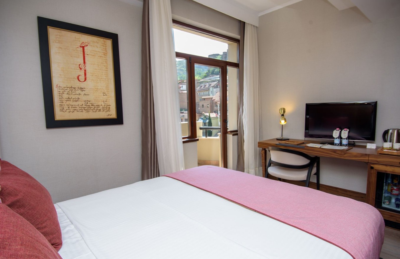 PREMIUM SUPERIOR, Tiflis Palace 4*