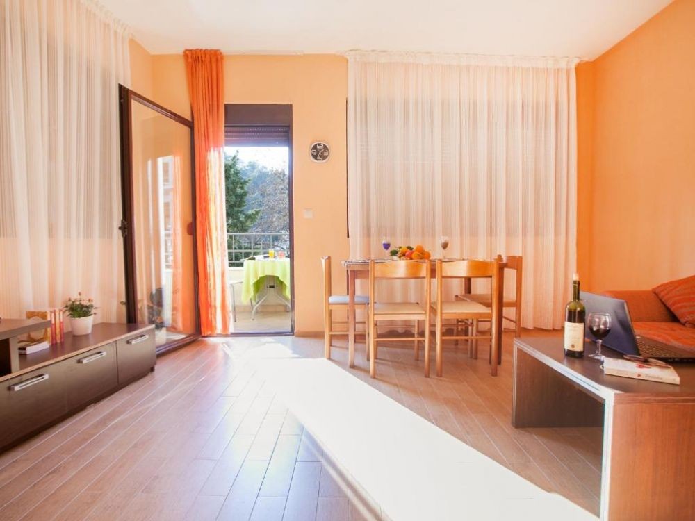 APP 04+1 (2 bedrooms), Azur 4*