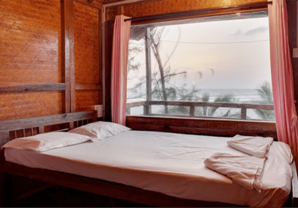 Treehouse Huts On The Beach With Attached Toilet/Bathroom AС, Goan Cafe Beach Resort 3*