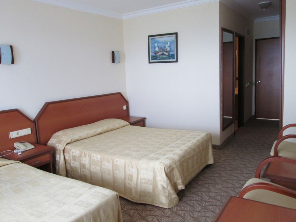 Club Standard, Sunshine Hotel 4*