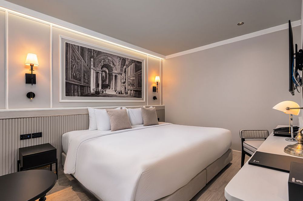 Deluxe Pool View, Chateau Du Village 4*