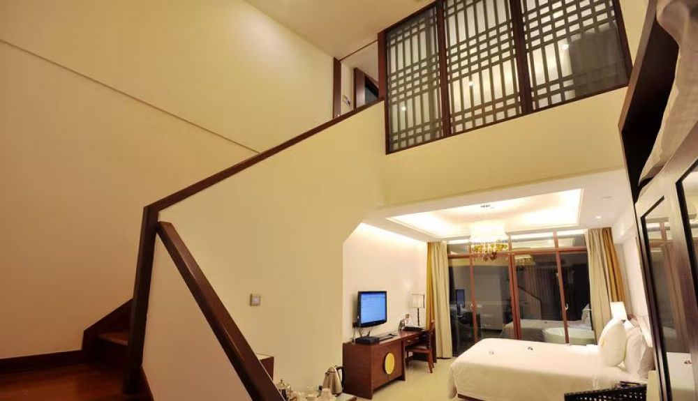 Ocean View Duplex Suite, Sanya Marina Sea View Hotel (ex.Marina Spa Hotel Sanya) 4*
