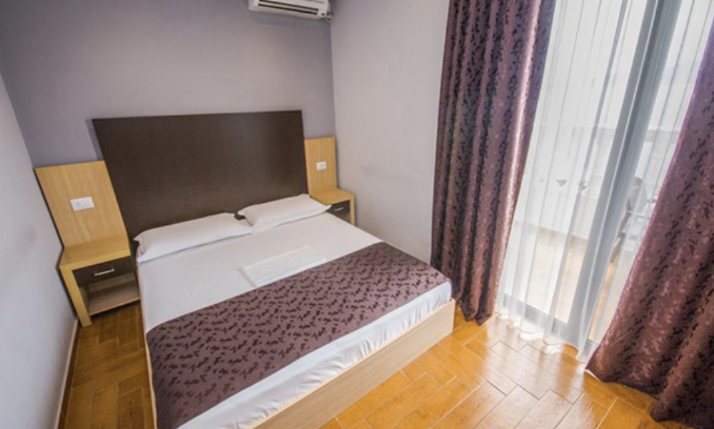 Superior Double Room with Balcony and Sea View, Apollon 4*