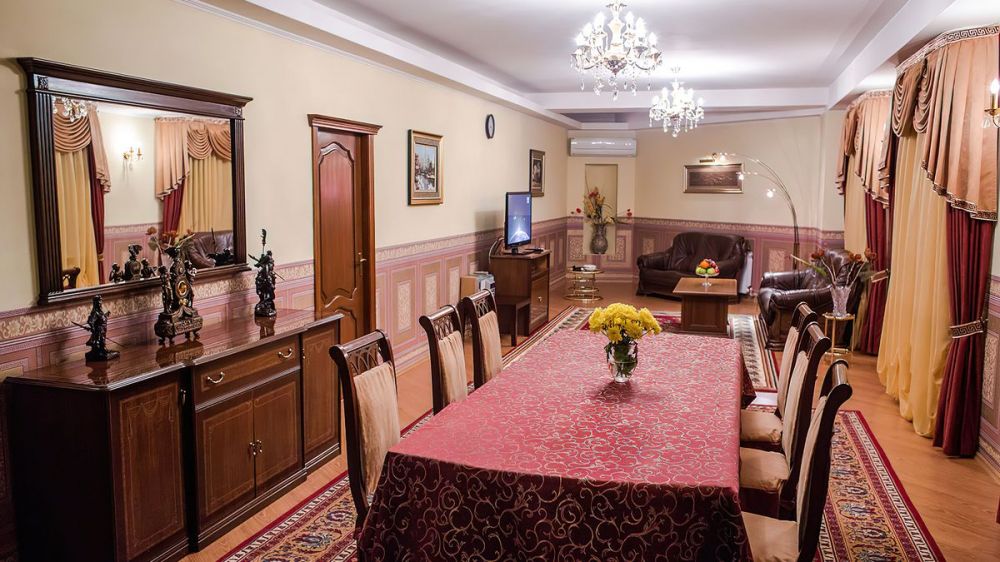 Apartment, Reikartz Dostar Karaganda 4*