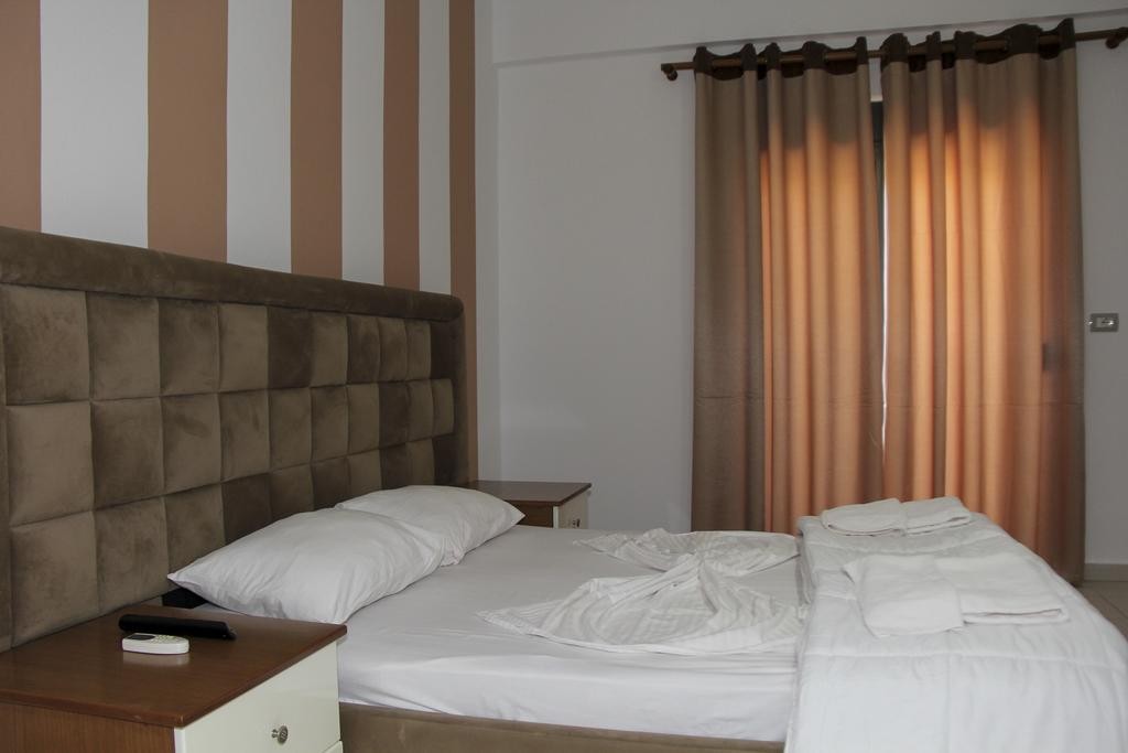 Double Room, Ilio 3*