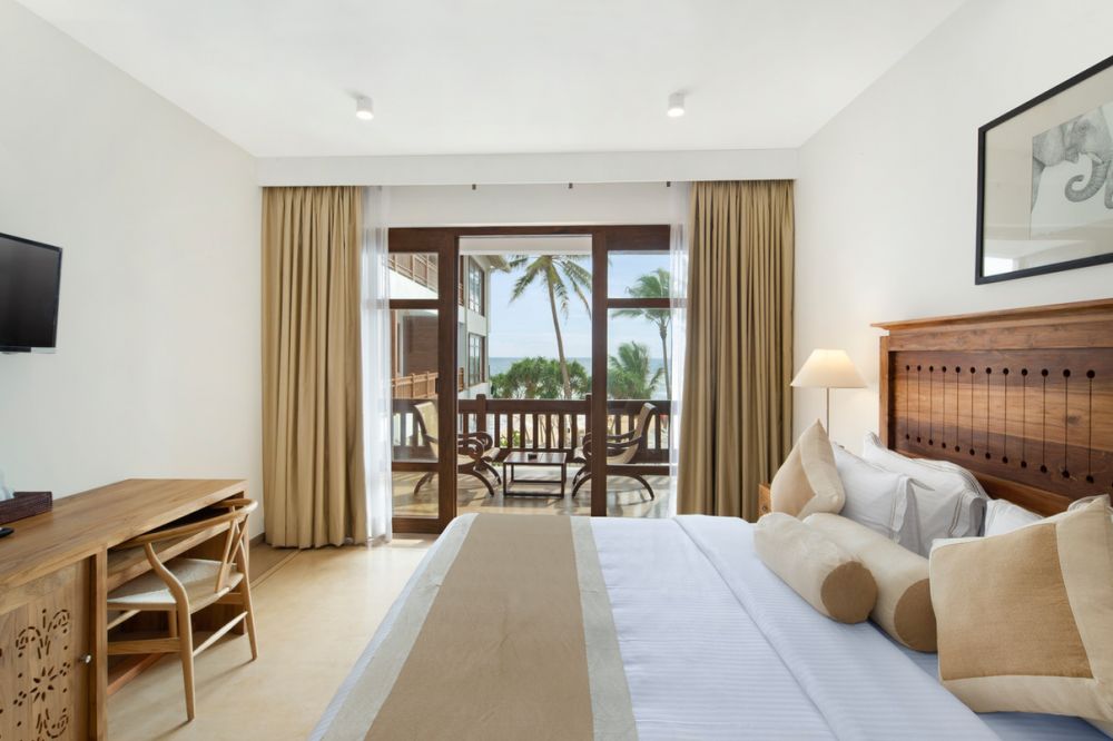 Super Deluxe DBL/TRPL With Sea View, Lucky Elephant Hikkaduwa 4*
