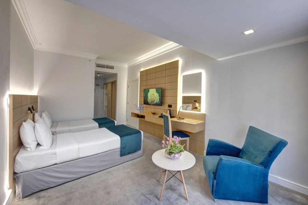 Executive Room, Lotus Grand Hotel 4*