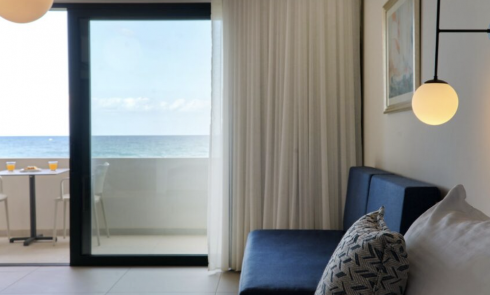 Superior Room with Sea View, Silver Beach 4*