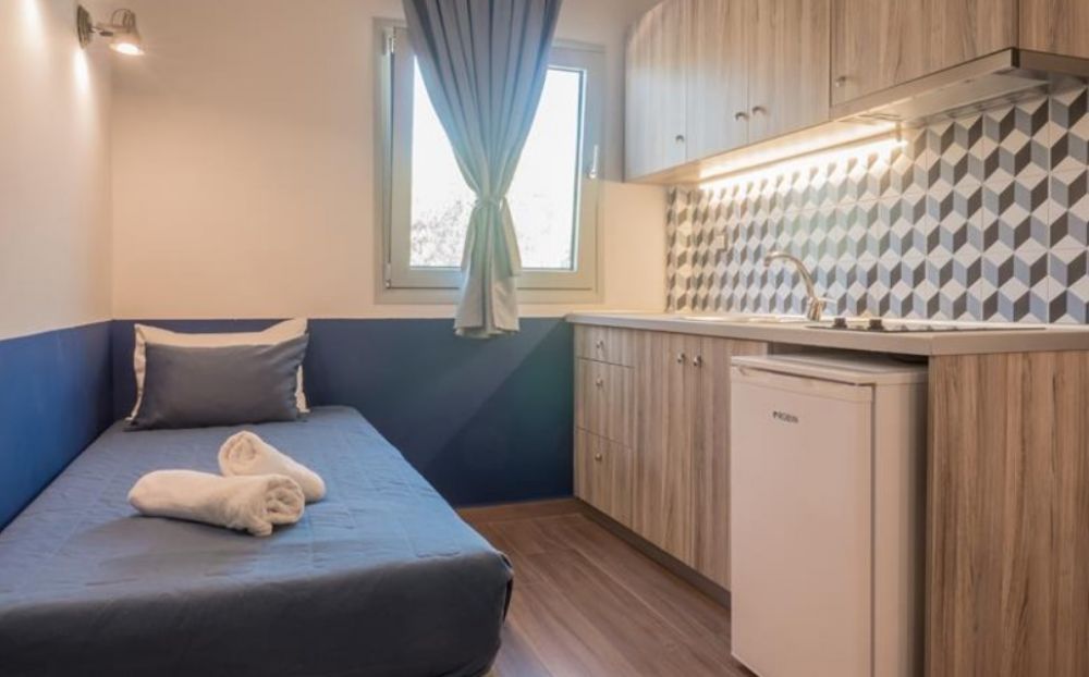 Executive Apartment, Asteris Village 3*