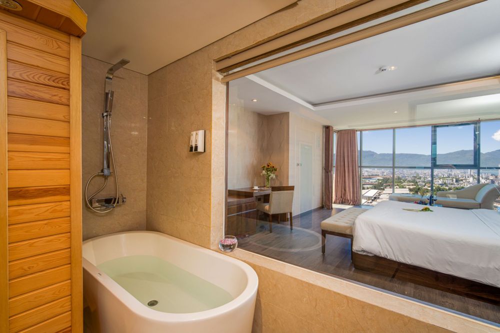Luxtery Suite, Luxtery Hotel 4*