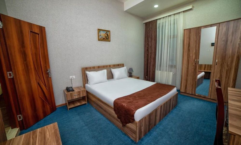 Standard 2-местный 1-комнатный, Continental Hotel 4*