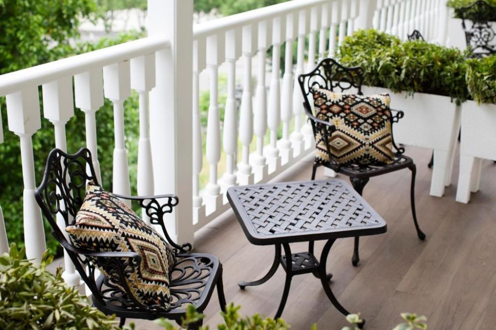 Superior Twin, Passport 4*