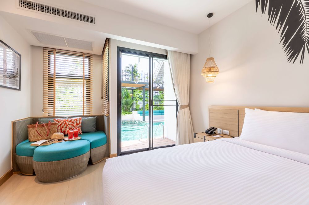 Deluxe Pool Access Room, Outrigger Surin Beach Resort (ex. Manathai Surin Phuket) 4*