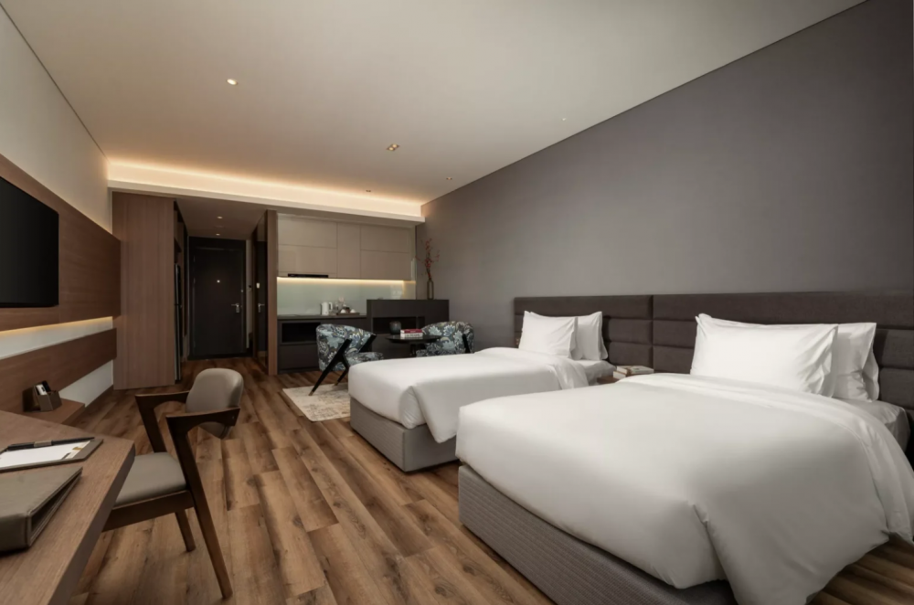 Studio Twin/ Double Sea or River View, Centre Point Danang Hotel & Residence 5*