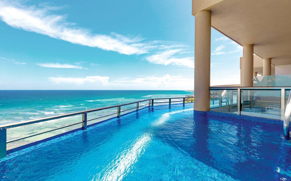 Oceanfront Swim Up Suite, El Dorado Seaside Suites | Adults Only 5*