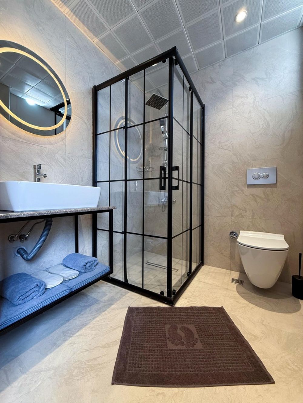 Family Room with/without balcony, Sky Luxe 3*