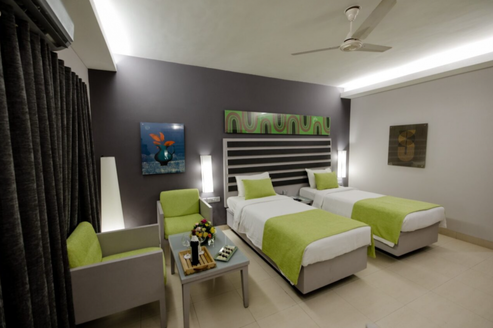 Deluxe GV/PV, Baywatch Resort GOA 4*