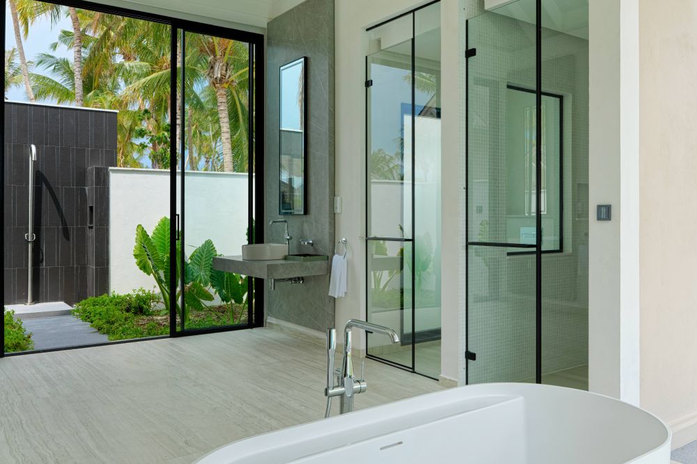 Deluxe Beach Pool Villa, Ananea Madivaru Maldives 5*