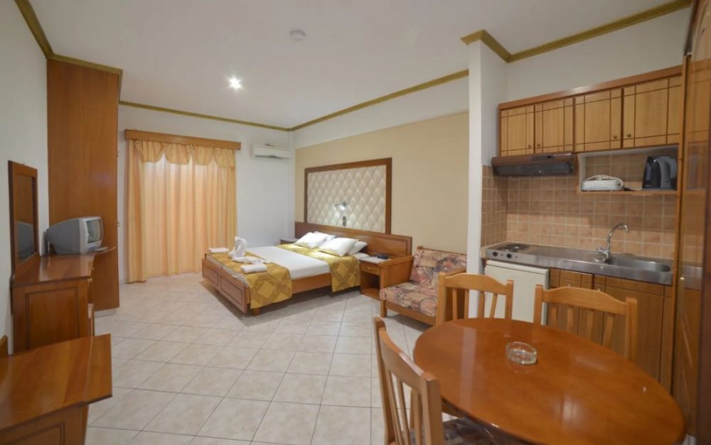 Studio, Angelina Hotel & Apartments 3*