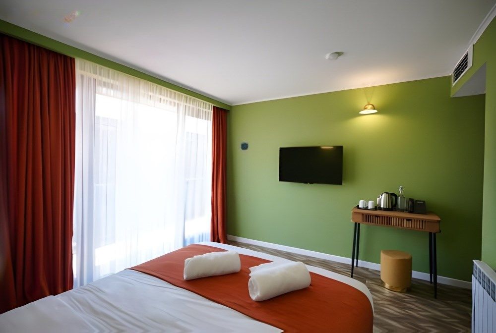 Standard Room, Station 22 