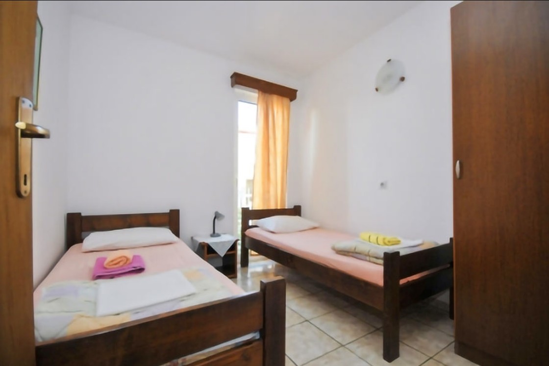 2 Bedroom Apartment 04, Milos 3*