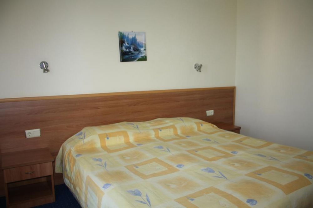 One Bedroom Apartment, Perunika Hotel 3*