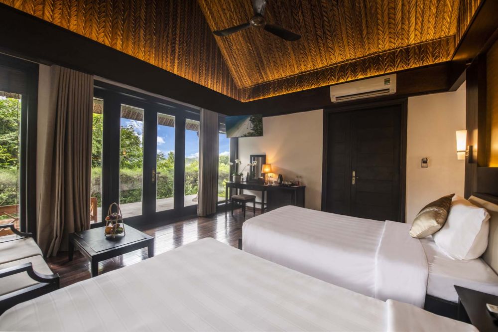 Deluxe Bungalow Sea View, MerPerle Hon Tam Resort 5*