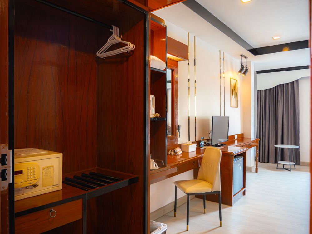 Superior Room, Baumanburi Hotel 3*