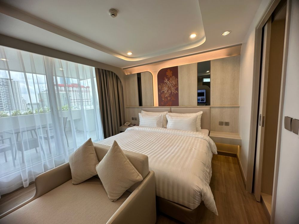 Deluxe Suite Terrace, Centre Point Hotel Pratunam 4*