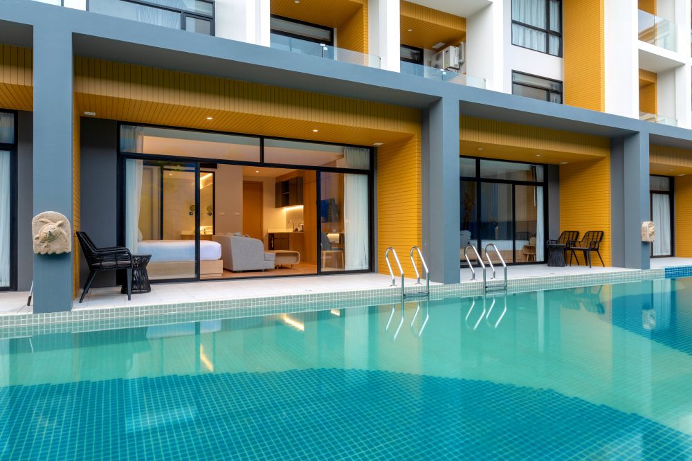 Deluxe Pool Access, Wyndham Garden Naithon Phuket 5*