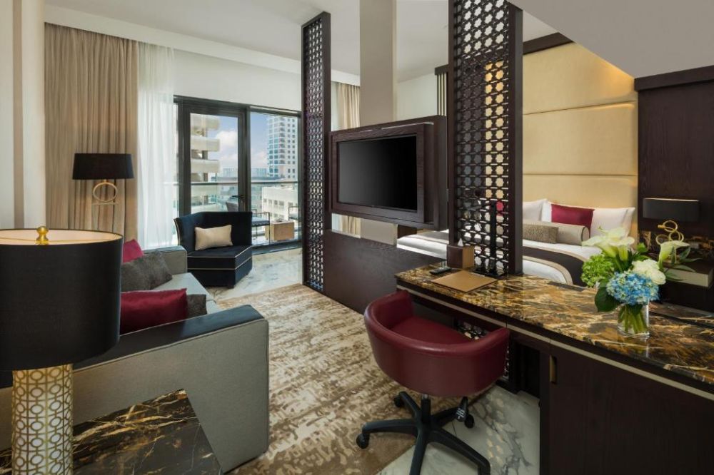 Executive Place, Millennium Place Marina 4*