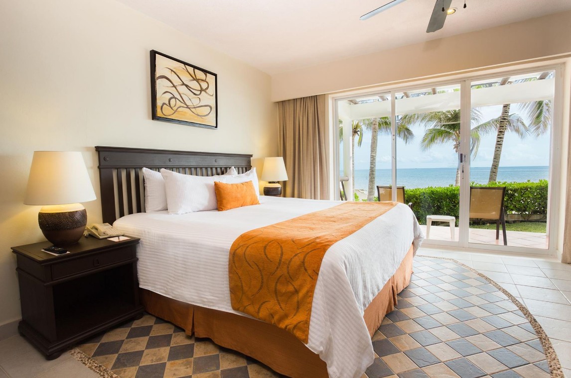 Honeymoon Junior Suite With Hot Tub, Sunscape Sabor Cozumel 3*