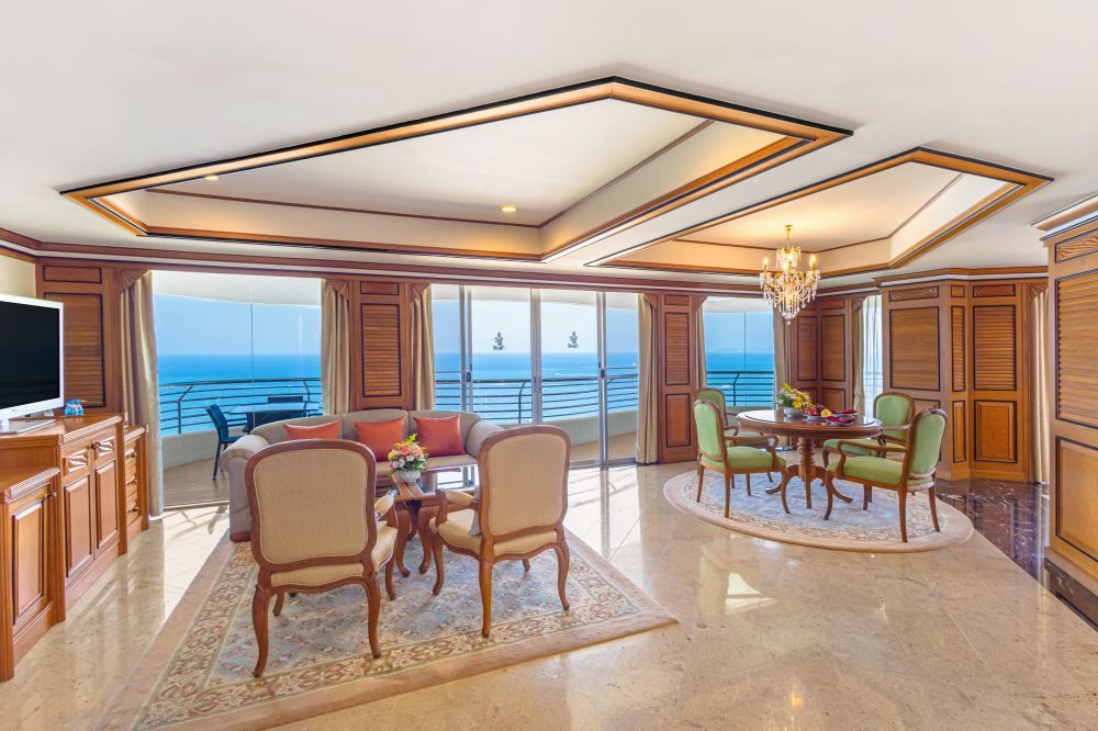 1 Bedroom Regency Suite, Royal Cliff Grand Hotel 5*