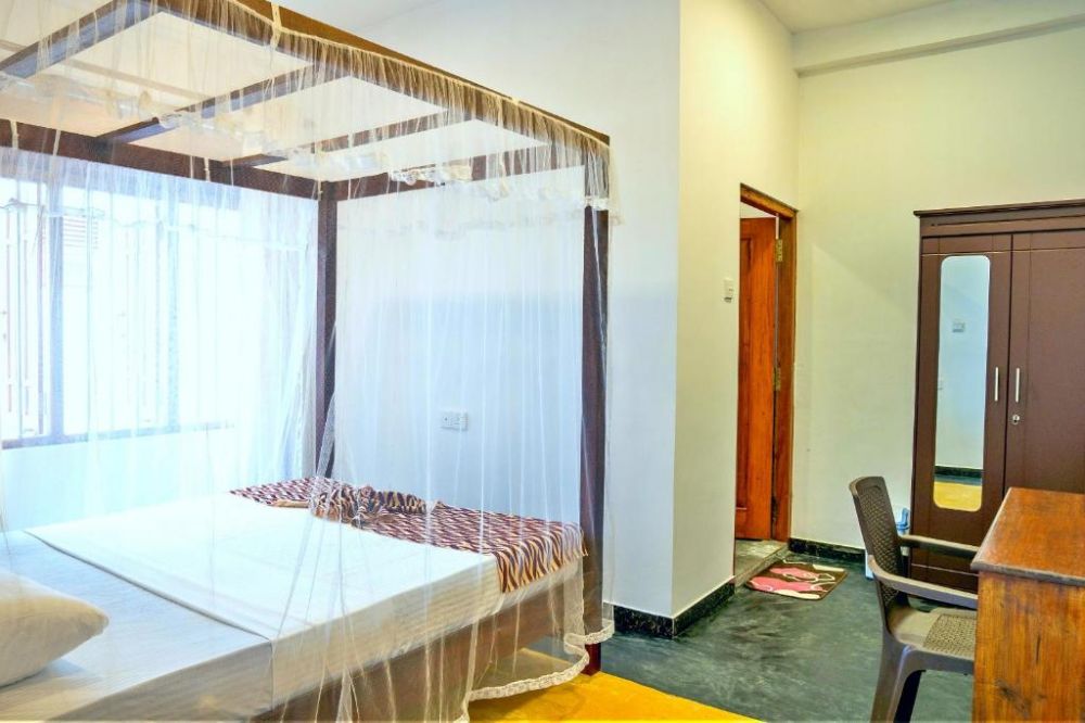 Standard Room With Fan/with AC, Ocean Bay Surf Hotel 3*