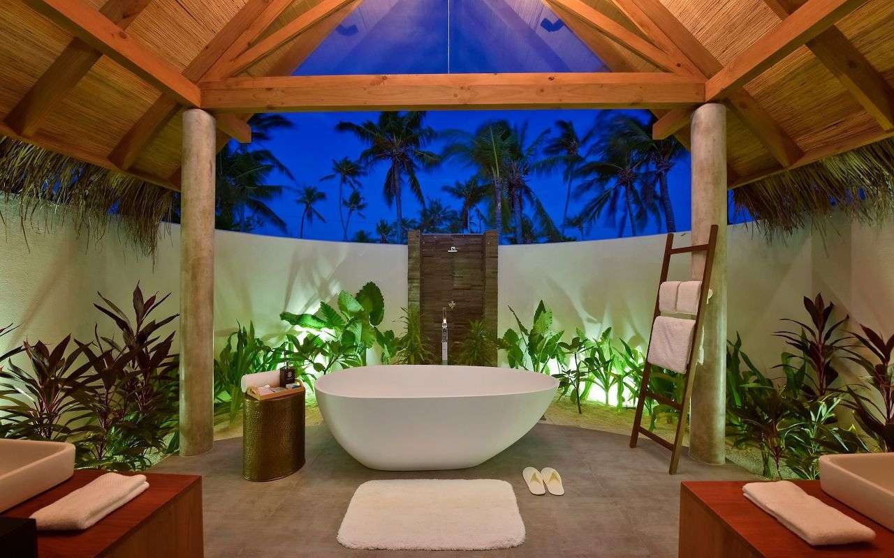 Pool Beach Villa Sunset, Fushifaru Maldives 5*