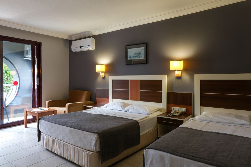 Standard, Kaila Krizantem Hotel 4*