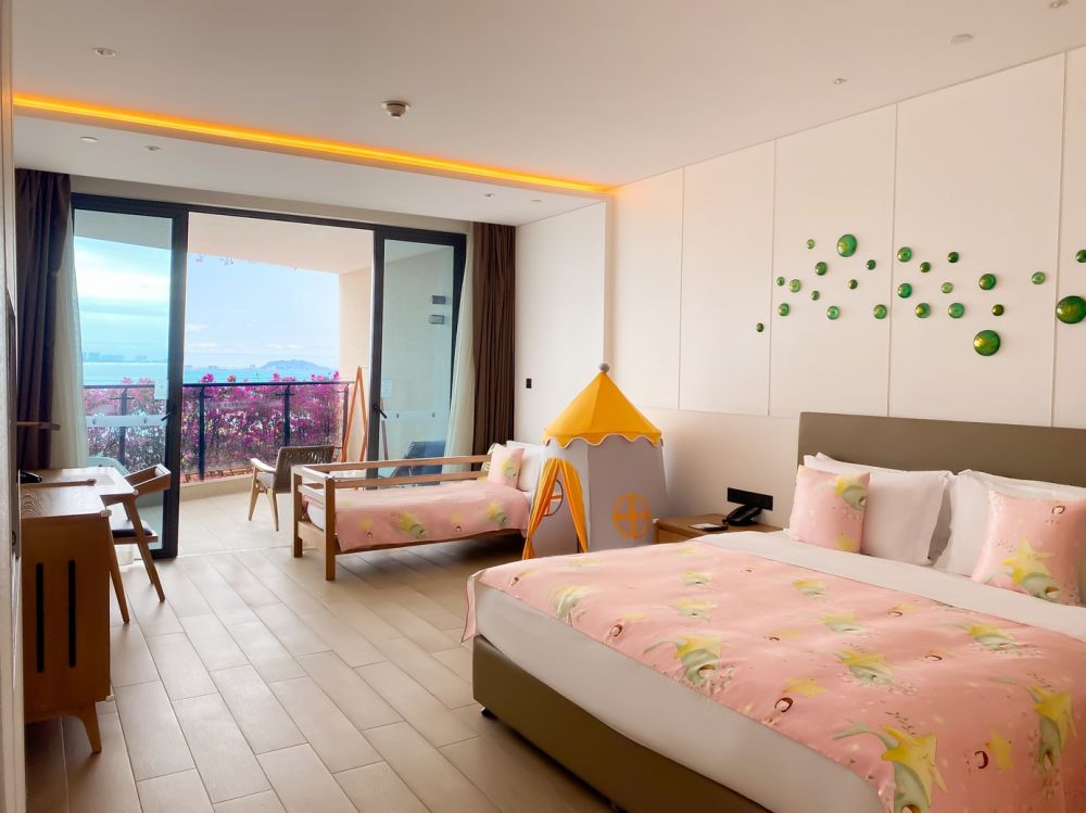 3-4 Person Panoramic Family Ocean View Room, Sanya Conifer Resort 5*