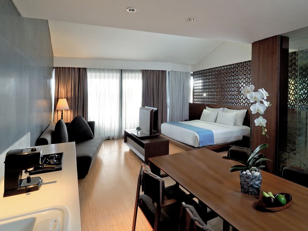 Junior Suite, IZE Seminyak 4*