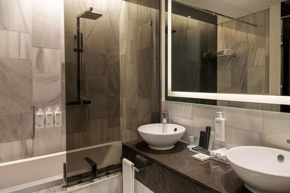 One Bedroom Suite Arabian Sea View, Th8 Palm Dubai Beach Resort Vignette Collection (ex.Th8 Palm by House Of Originals) 5*