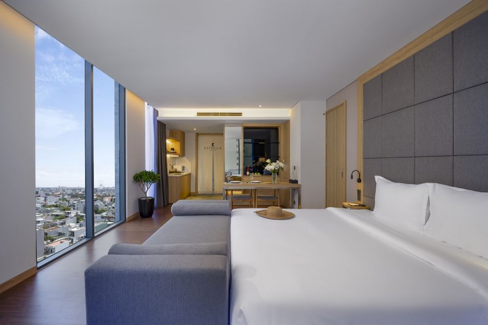 Sky Suite City View, Estrella Boutique Hotel 3*