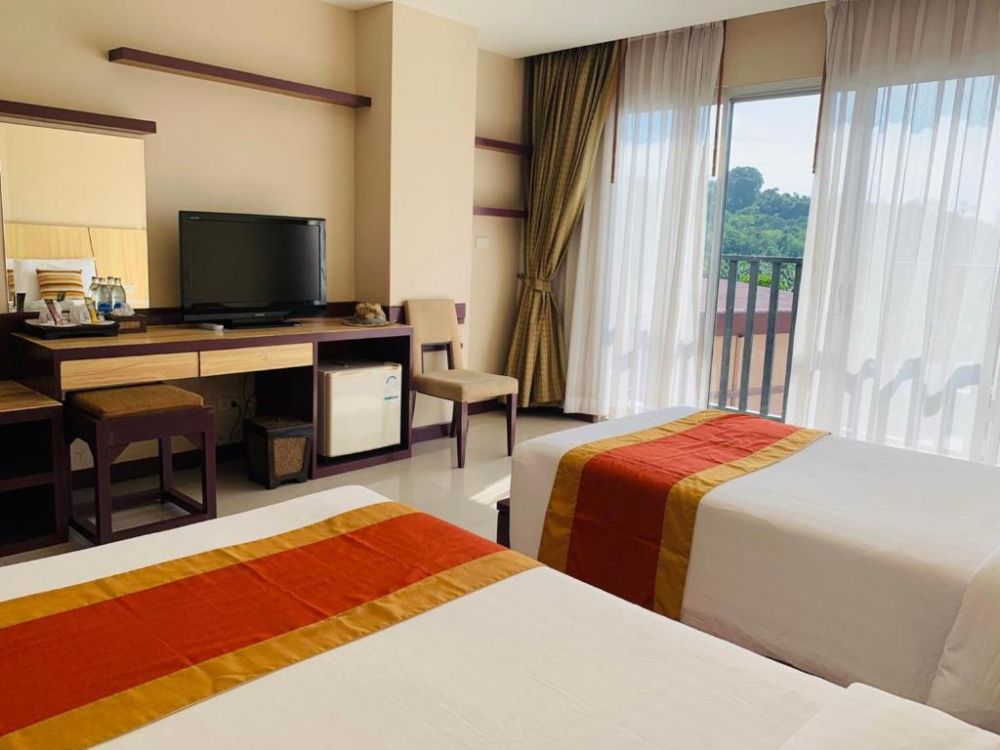 Deluxe, Malin Patong 3*