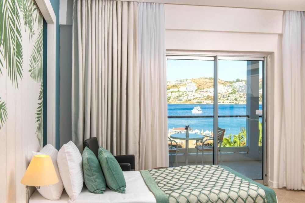 Deluxe Room, Baia Bodrum Hotel 5*