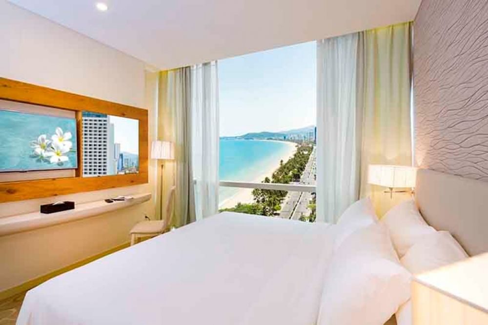 Suite, Diamond Bay Hotel 5*