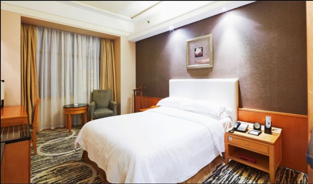 Business Room, Guangzhou Baiyun Hotel 5*