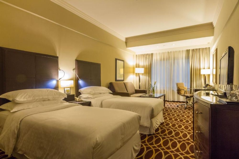 Superior Room, Grand Excelsior Hotel Deira Dubai 4*