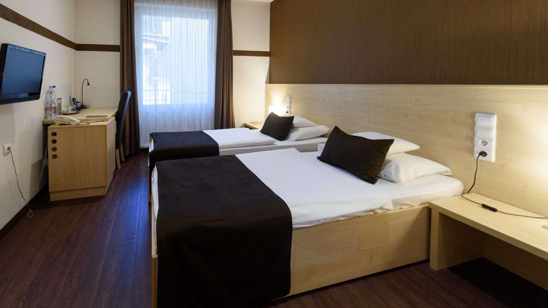 Standard, Promenade Сity Hotel 3*