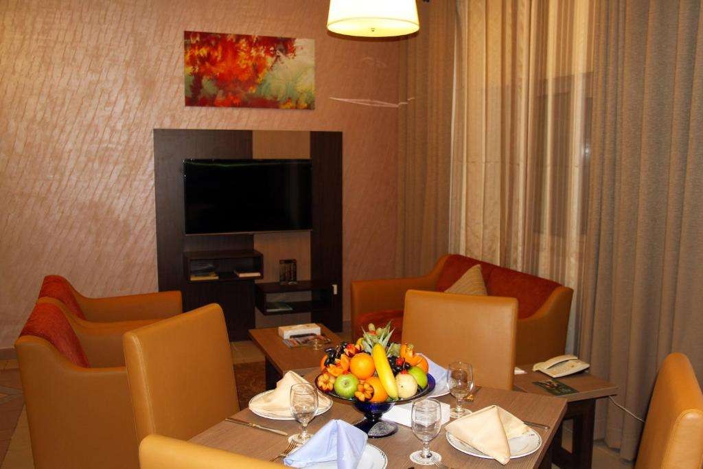 2 Bedroom Suite, Spark Residence Hotel 