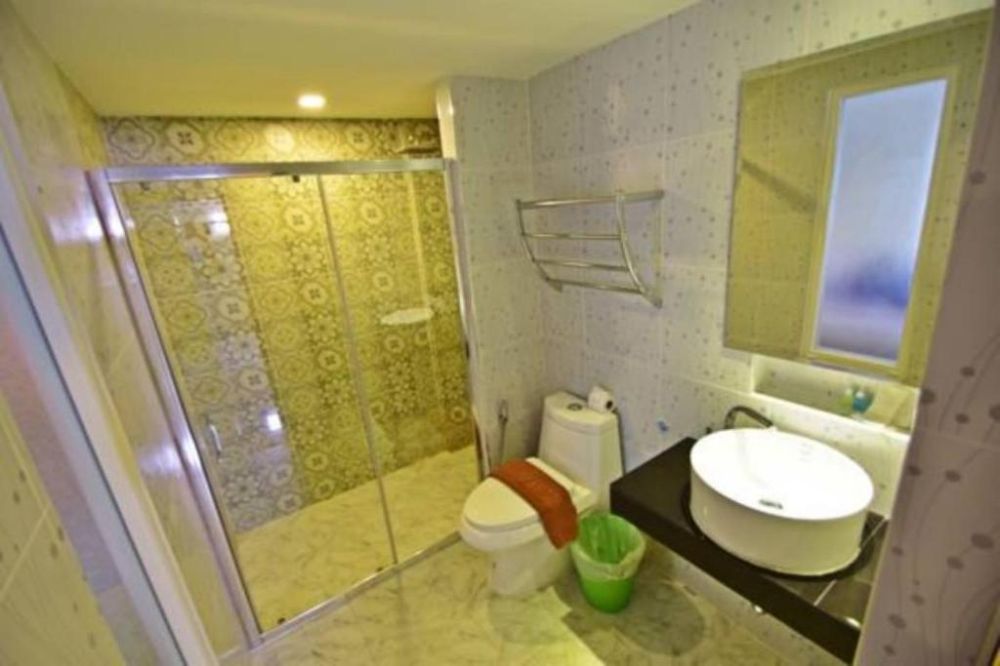 Deluxe double/ triple, Patong Buri Resort 3*