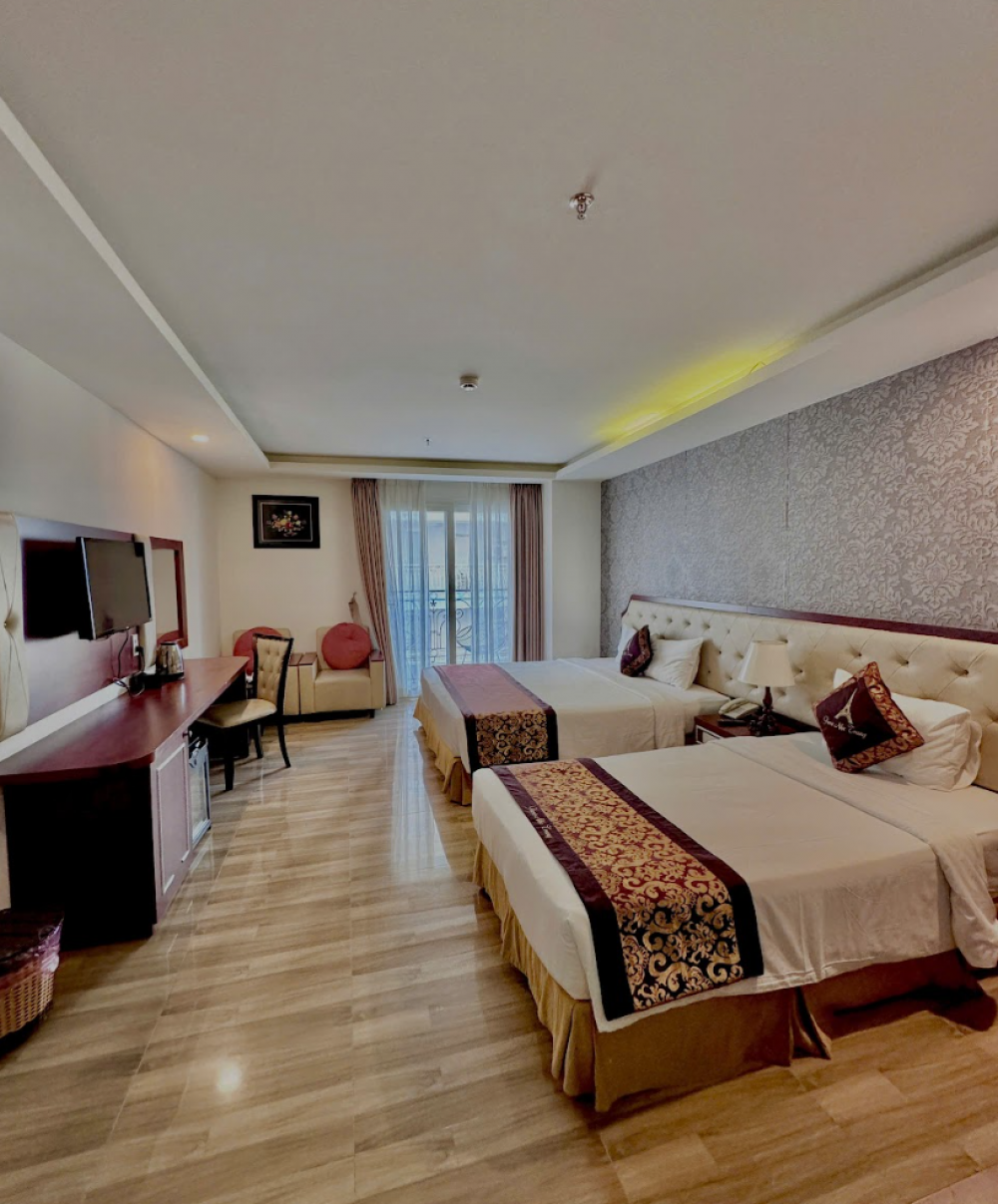 Executive Balcony CV/SV, Paris Nha Trang 3*