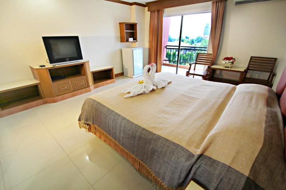 Deluxe Room, Lek Villa 3*